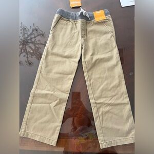 Brand New 100% cotton tan color cargo pants size 5